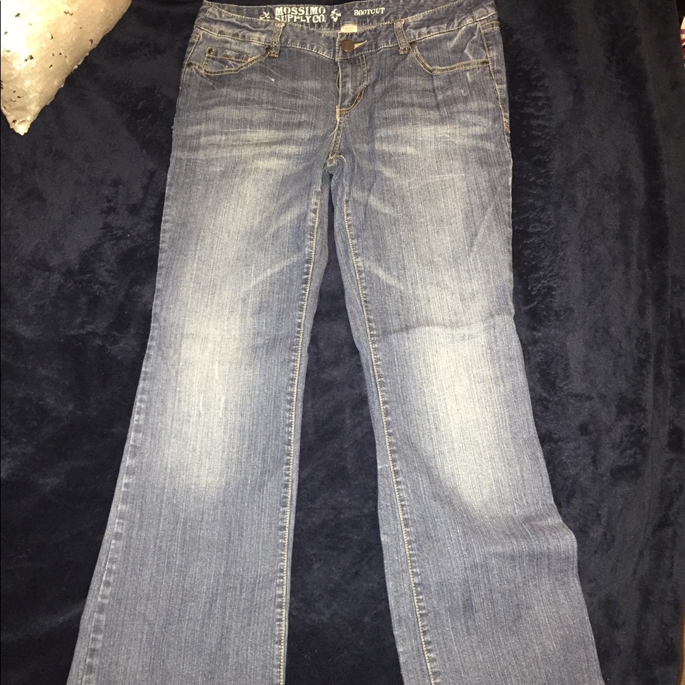 Mossimo Bootcut size 11Short Jeans for Women